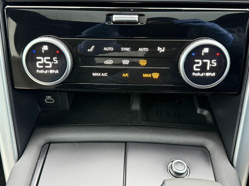 Land Rover DISCOVERY 3.0 D300 MHEV R-Dynamic SE Auto 4WD Euro 6 (s/s) 5dr 5dr Automatic 2026