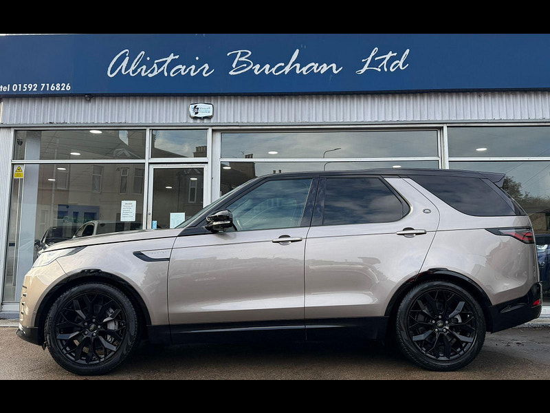 Land Rover DISCOVERY 3.0 D300 MHEV R-Dynamic SE Auto 4WD Euro 6 (s/s) 5dr 5dr Automatic 2026