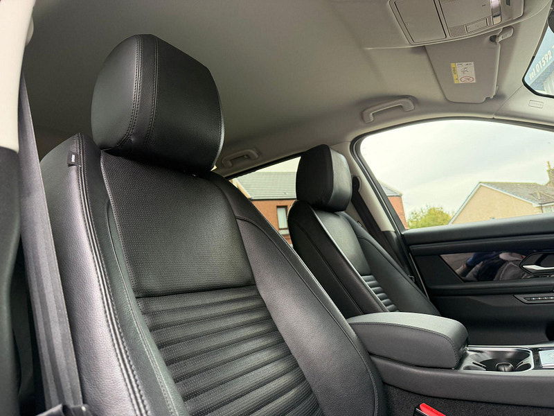 Land Rover Discovery Sport 2.0 D150 MHEV SE Auto 4WD Euro 6 (s/s) 5dr 5dr Automatic 2025