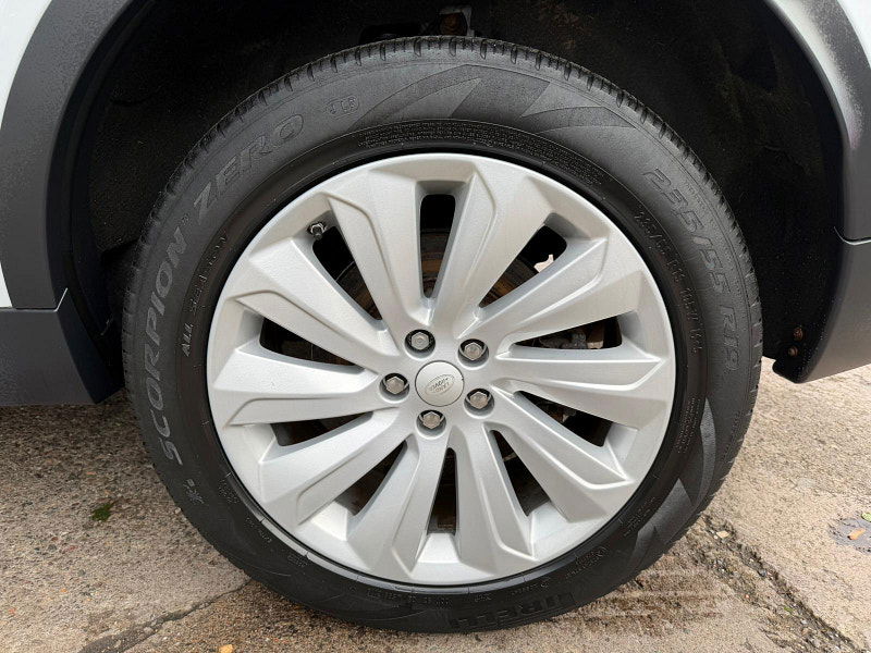 Land Rover Discovery Sport 2.0 D150 MHEV SE Auto 4WD Euro 6 (s/s) 5dr 5dr Automatic 2025