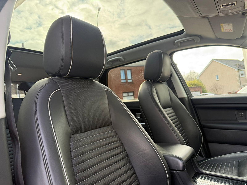 Land Rover Discovery Sport 2.0 Si4 HSE Dynamic Lux SUV 5dr Petrol Auto 4WD Euro 6 (s/s) (290 bhp) 5dr Automatic 2026