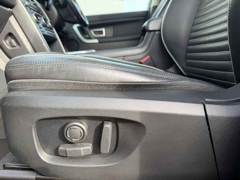 Land Rover Discovery Sport 2.0 Si4 HSE Dynamic Lux SUV 5dr Petrol Auto 4WD Euro 6 (s/s) (290 bhp) 5dr Automatic 2026