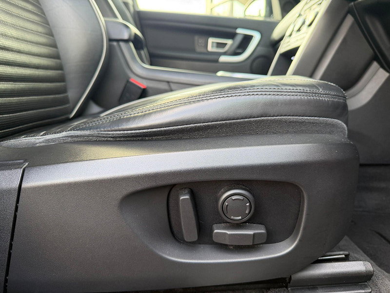 Land Rover Discovery Sport 2.0 Si4 HSE Dynamic Lux SUV 5dr Petrol Auto 4WD Euro 6 (s/s) (290 bhp) 5dr Automatic 2026