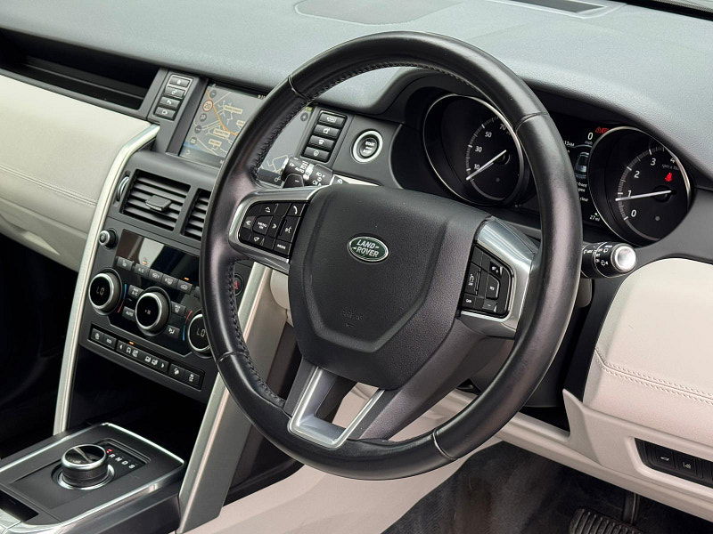 Land Rover Discovery Sport 2.0 Si4 SE Tech Auto 4WD Euro 6 (s/s) 5dr 5dr Automatic 2025