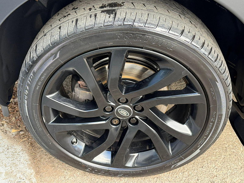 Land Rover Discovery Sport 2.0 TD4 HSE Black Auto 4WD Euro 6 (s/s) 5dr 5dr Automatic 2026