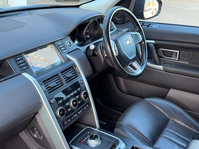 Land Rover Discovery Sport 2.0 TD4 HSE Black Auto 4WD Euro 6 (s/s) 5dr 5dr Automatic 2026