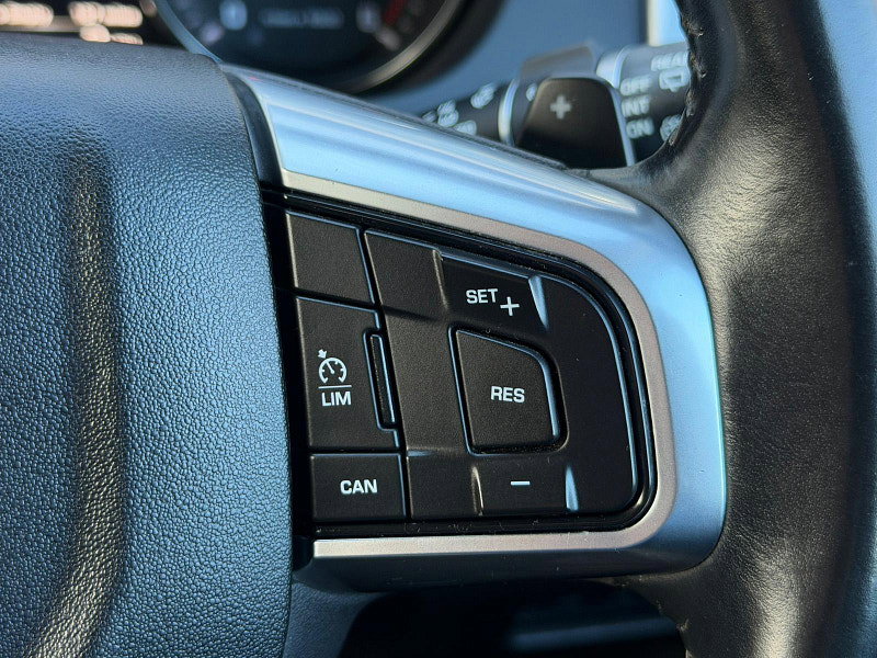 Land Rover Discovery Sport 2.0 TD4 HSE Black Auto 4WD Euro 6 (s/s) 5dr 5dr Automatic 2026