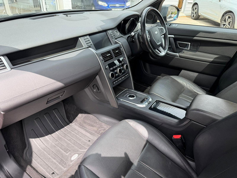 Land Rover Discovery Sport 2.0 TD4 Landmark Auto 4WD Euro 6 (s/s) 5dr 5dr Automatic 2026