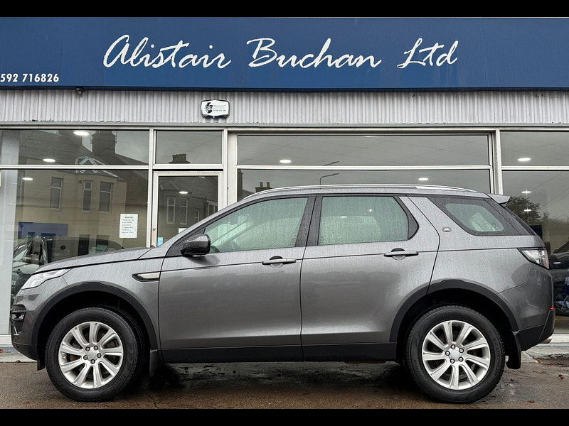 Land Rover Discovery Sport 2.0 TD4 SE Tech 4WD Euro 6 (s/s) 5dr 5dr Manual 2025