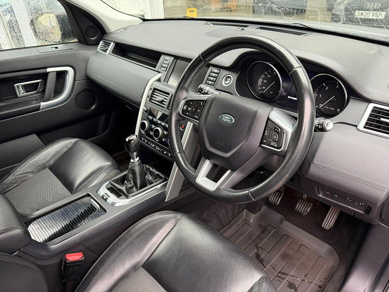 Land Rover Discovery Sport 2.0 TD4 SE Tech 4WD Euro 6 (s/s) 5dr 5dr Manual 2025