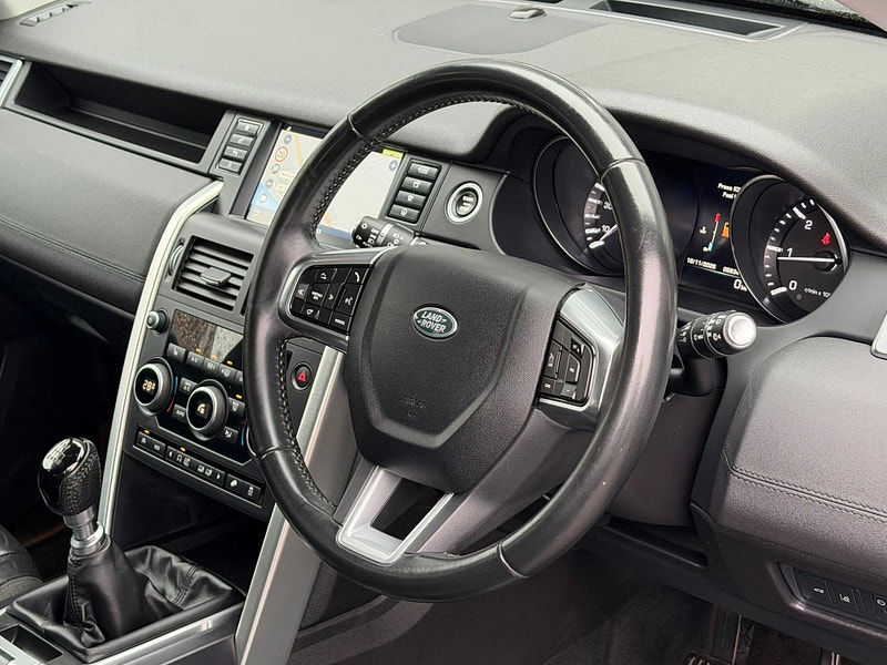 Land Rover Discovery Sport 2.0 TD4 SE Tech 4WD Euro 6 (s/s) 5dr 5dr Manual 2025