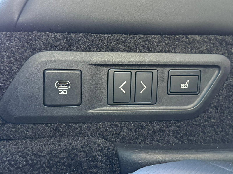 Land Rover Range Rover 3.0 D350 MHEV Autobiography SUV 5dr Diesel Auto 4WD Euro 6 (s/s) (LWB, 7Seat) (350 ps) 5dr Automatic 2026