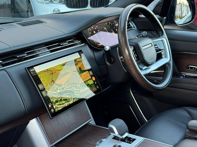 Land Rover Range Rover 3.0 D350 MHEV Autobiography SUV 5dr Diesel Auto 4WD Euro 6 (s/s) (LWB, 7Seat) (350 ps) 5dr Automatic 2026