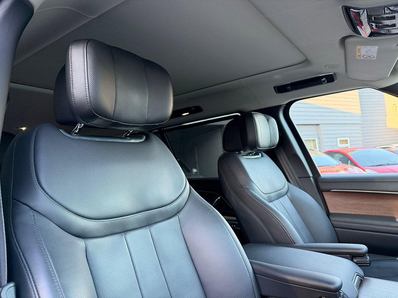 Land Rover Range Rover 3.0 D350 MHEV Autobiography SUV 5dr Diesel Auto 4WD Euro 6 (s/s) (LWB, 7Seat) (350 ps) 5dr Automatic 2026