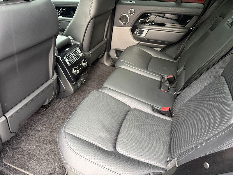 Land Rover Range Rover 3.0 SD V6 Vogue Auto 4WD Euro 6 (s/s) 5dr 5dr Automatic 2026