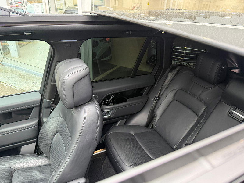 Land Rover Range Rover 3.0 SD V6 Vogue Auto 4WD Euro 6 (s/s) 5dr 5dr Automatic 2026