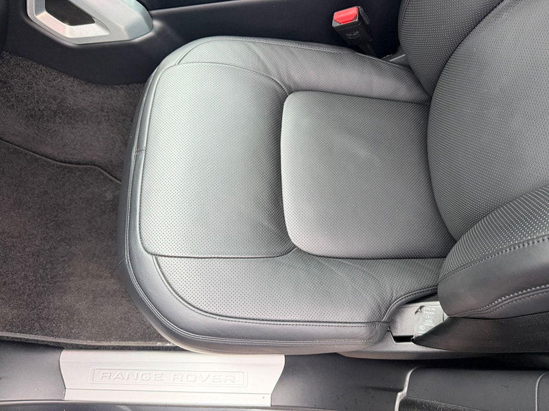 Land Rover Range Rover 3.0 SD V6 Vogue Auto 4WD Euro 6 (s/s) 5dr 5dr Automatic 2026