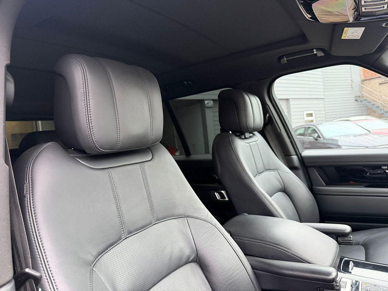 Land Rover Range Rover 3.0 SD V6 Vogue Auto 4WD Euro 6 (s/s) 5dr 5dr Automatic 2026