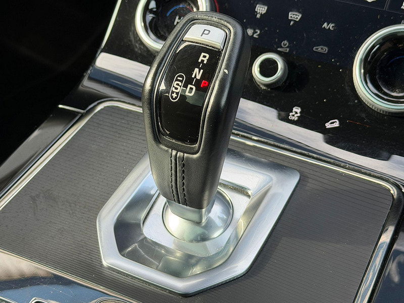 Land Rover Range Rover Evoque 2.0 D200 MHEV R-Dynamic HSE Auto 4WD Euro 6 (s/s) 5dr 5dr Automatic 2026