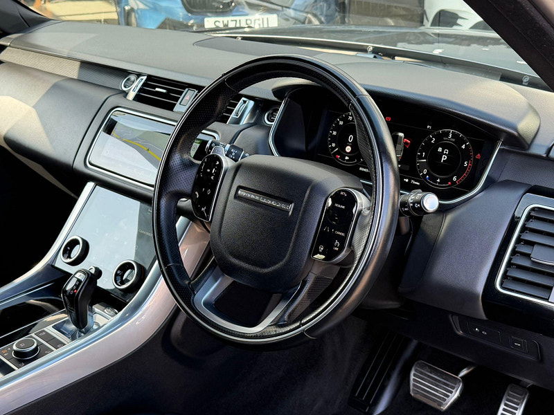 Land Rover Range Rover Sport 3.0 D300 MHEV HSE Dynamic Black Auto 4WD Euro 6 (s/s) 5dr 5dr Automatic 2026