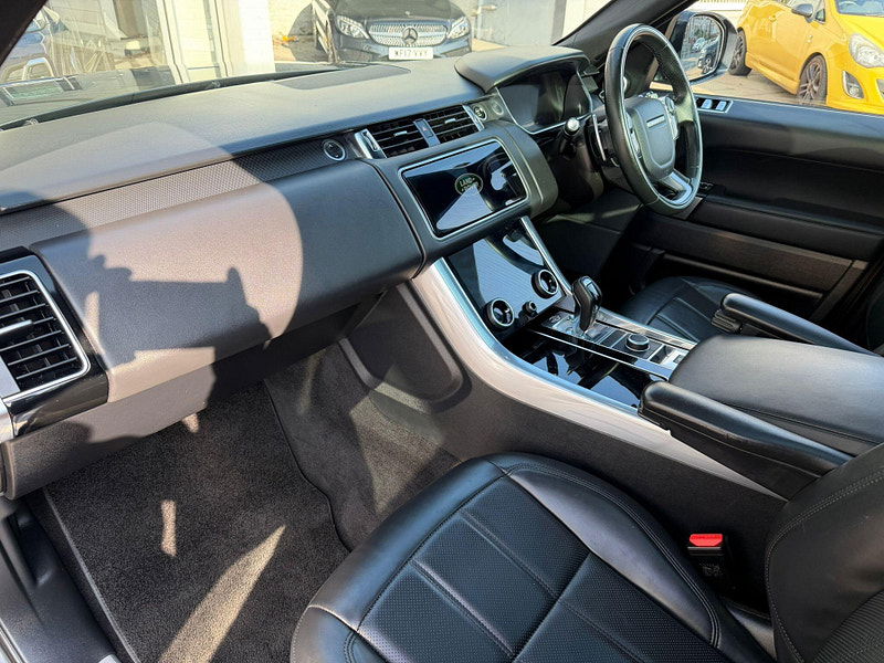 Land Rover Range Rover Sport 3.0 D300 MHEV HSE Dynamic Black Auto 4WD Euro 6 (s/s) 5dr 5dr Automatic 2026