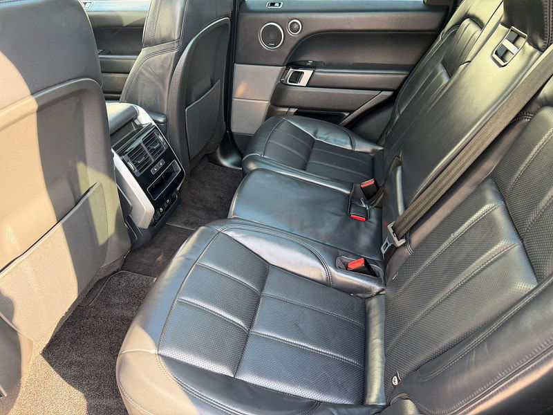 Land Rover Range Rover Sport 3.0 D300 MHEV HSE Dynamic Black Auto 4WD Euro 6 (s/s) 5dr 5dr Automatic 2026