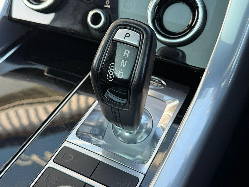 Land Rover Range Rover Sport 3.0 D300 MHEV HSE Dynamic Black Auto 4WD Euro 6 (s/s) 5dr 5dr Automatic 2026