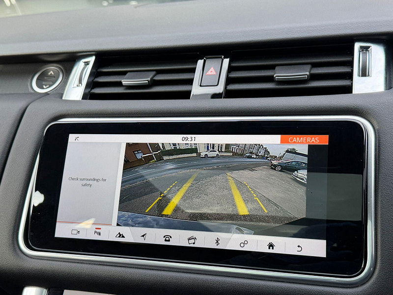 Land Rover Range Rover Sport 3.0 D300 MHEV HSE Silver Auto 4WD Euro 6 (s/s) 5dr 5dr Automatic 2026