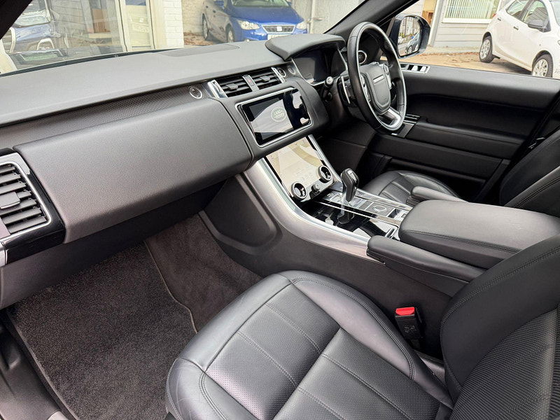 Land Rover Range Rover Sport 3.0 D300 MHEV HSE Silver Auto 4WD Euro 6 (s/s) 5dr 5dr Automatic 2026