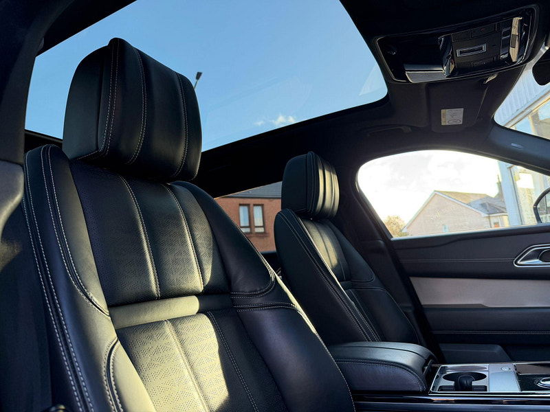 Land Rover Range Rover Velar 2.0 D240 R-Dynamic HSE Auto 4WD Euro 6 (s/s) 5dr 5dr Automatic 2025