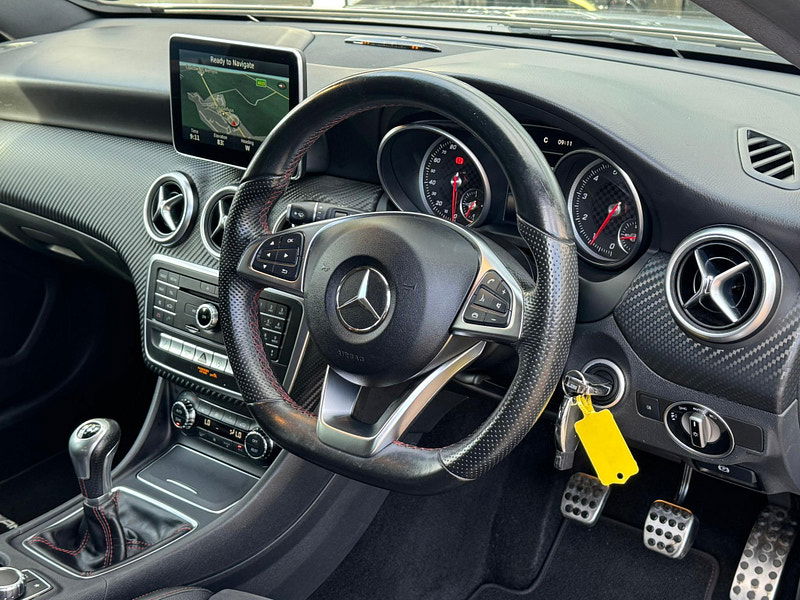 Mercedes-Benz A Class 1.6 A180 AMG Line (Premium) Euro 6 (s/s) 5dr 5dr Manual 2025