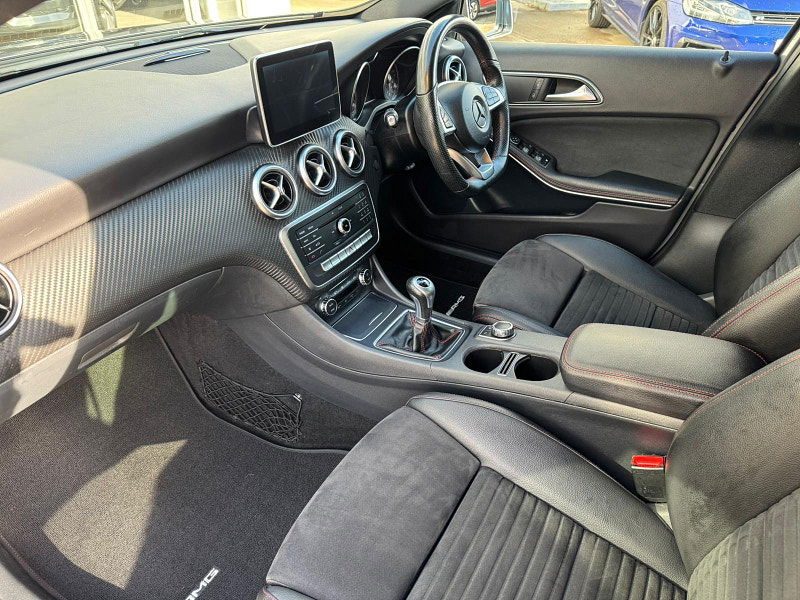 Mercedes-Benz A Class 1.6 A180 AMG Line (Premium) Euro 6 (s/s) 5dr 5dr Manual 2025