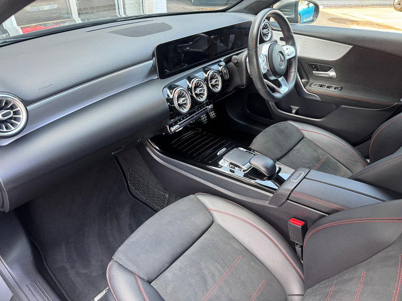 Mercedes-Benz A Class 2.0 A250 AMG Line (Premium) 7G-DCT 4MATIC Euro 6 (s/s) 5dr 5dr Automatic 2025