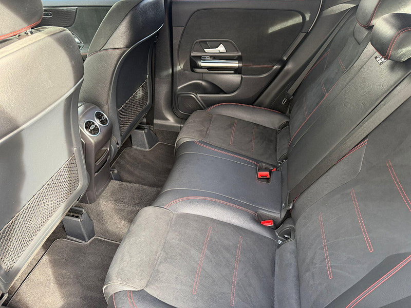 Mercedes-Benz GLA 1.3 GLA200 AMG Line (Executive) SUV 5dr Petrol 7G-DCT Euro 6 (s/s) (163 ps) 5dr Automatic 2026