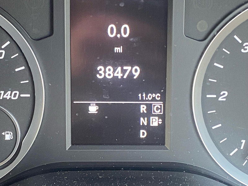 Mercedes-Benz Vito 2.0 119 CDI SELECT Tourer G-Tronic RWD L2 Euro 6 (s/s) 5dr 5dr Automatic 2025