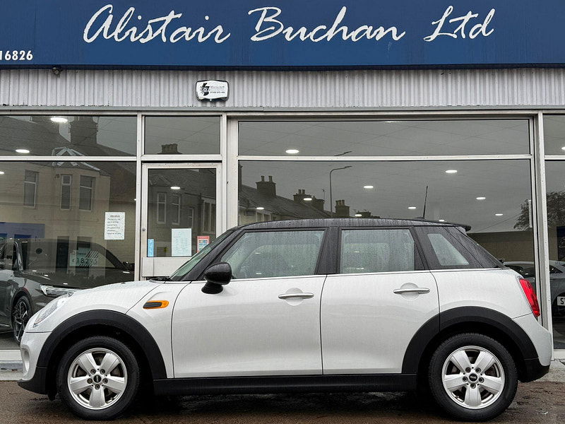 MINI Hatch 1.5 Cooper D Euro 6 (s/s) 5dr 5dr Manual 2025