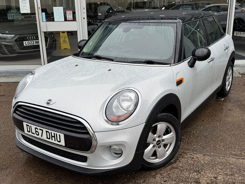 MINI Hatch 1.5 Cooper D Euro 6 (s/s) 5dr 5dr Manual 2025