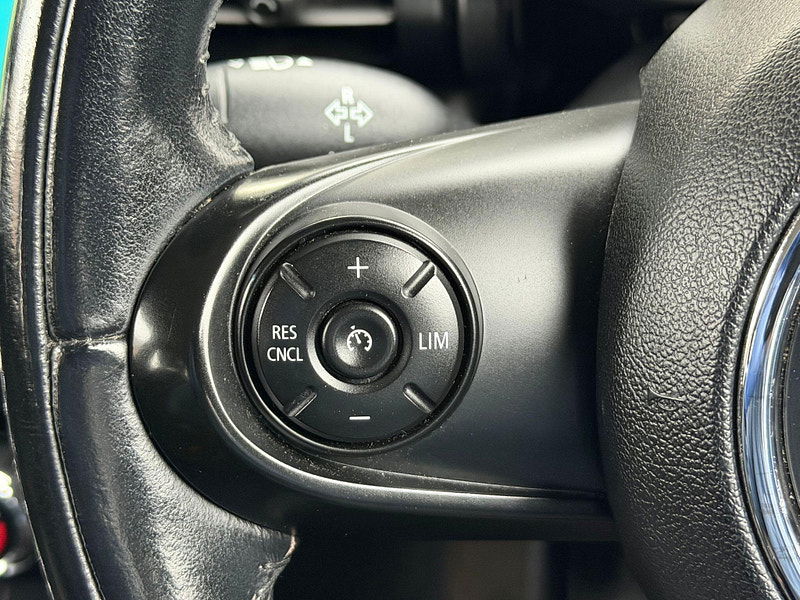 MINI Hatch 1.5 Cooper D Euro 6 (s/s) 5dr 5dr Manual 2025