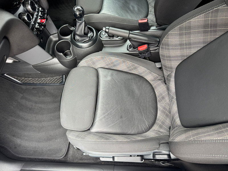 MINI Hatch 1.5 Cooper Euro 6 (s/s) 5dr 5dr Manual 2025