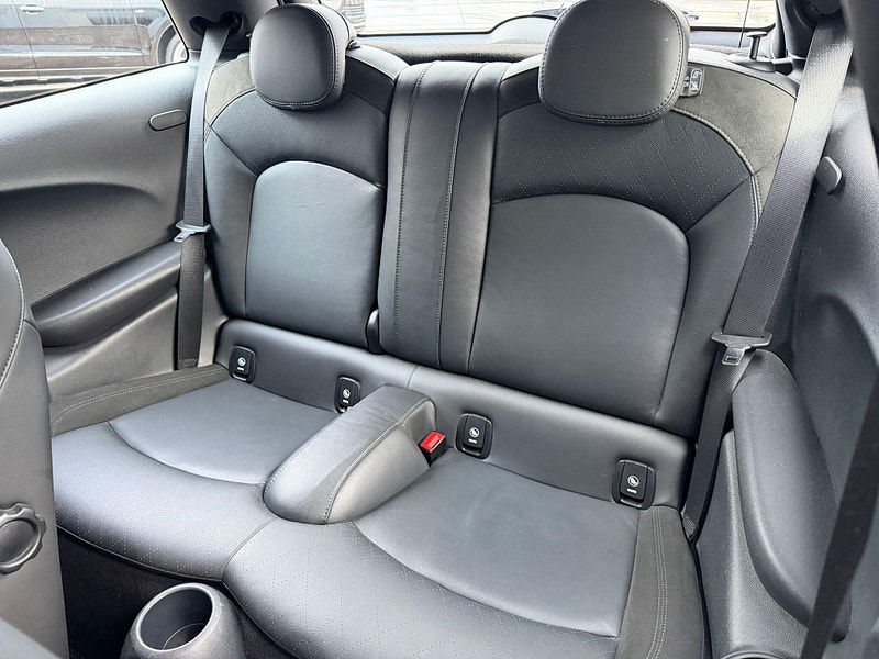 MINI Hatch 1.5 Cooper Sport Euro 6 (s/s) 3dr 3dr Manual 2026