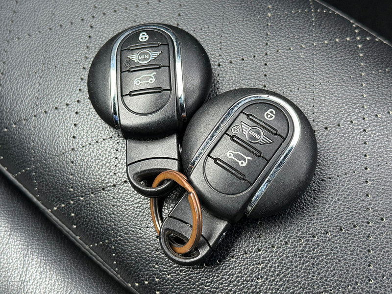 MINI Hatch 1.5 Cooper Sport Euro 6 (s/s) 3dr 3dr Manual 2026