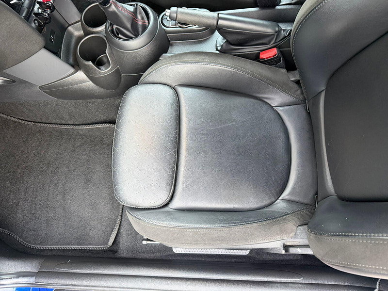 MINI Hatch 1.5 Cooper Sport Euro 6 (s/s) 3dr 3dr Manual 2026