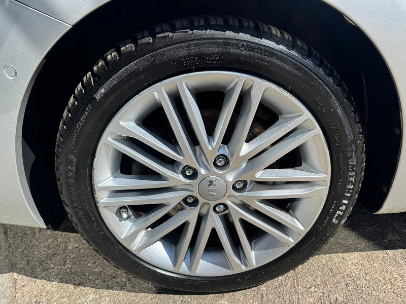 MINI Hatch 1.5 Cooper Steptronic Euro 6 (s/s) 5dr 5dr Automatic 2025