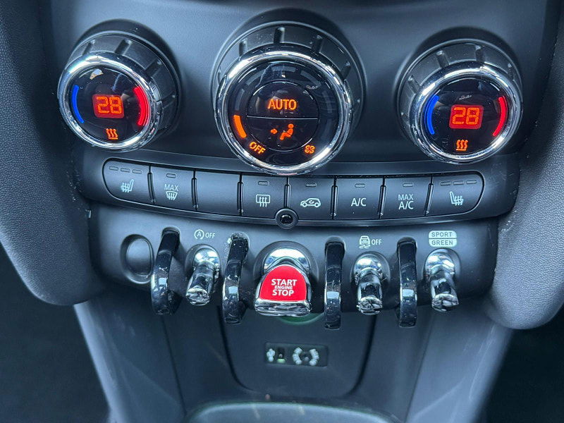 MINI Hatch 1.5 Cooper Steptronic Euro 6 (s/s) 5dr 5dr Automatic 2025