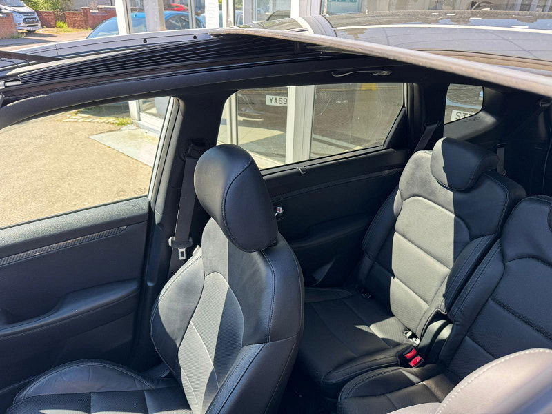 MINI Hatch 1.5 Cooper Steptronic Euro 6 (s/s) 5dr 5dr Automatic 2025