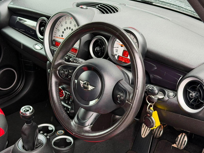 MINI Hatch 1.6 Cooper S Euro 5 (s/s) 3dr 3dr Manual 2026