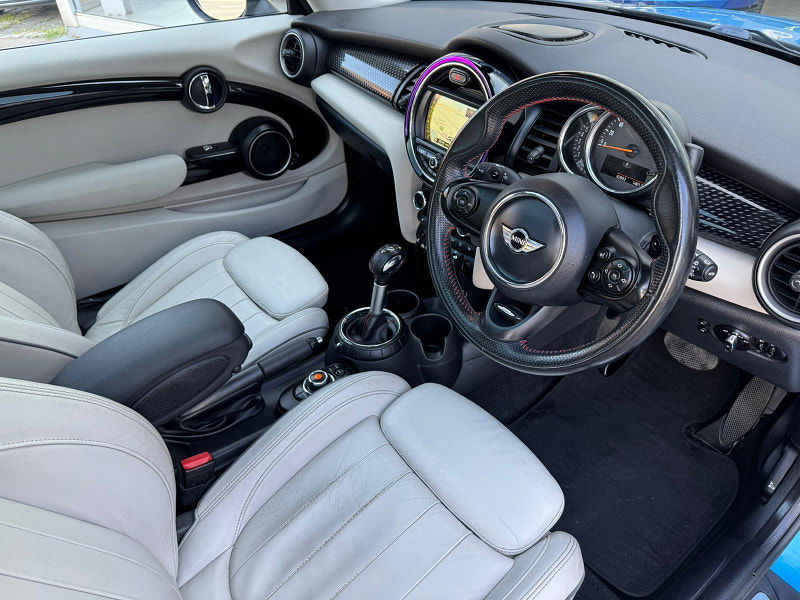 MINI Hatch 2.0 Cooper S Auto Euro 6 (s/s) 3dr 3dr Automatic 2025