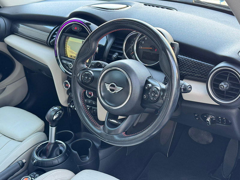 MINI Hatch 2.0 Cooper S Auto Euro 6 (s/s) 3dr 3dr Automatic 2025