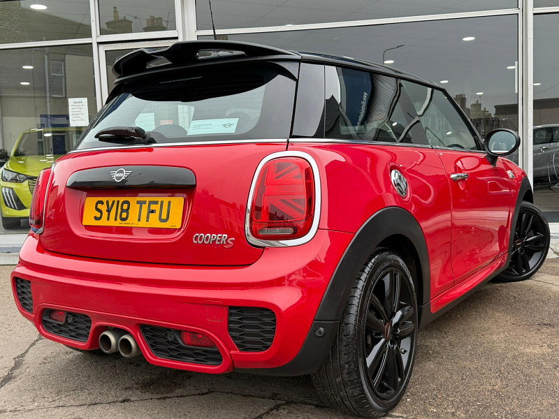 MINI Hatch 2.0 Cooper S Hatchback 3dr Petrol Manual Euro 6 (s/s) (192 ps) 3dr Manual 2026