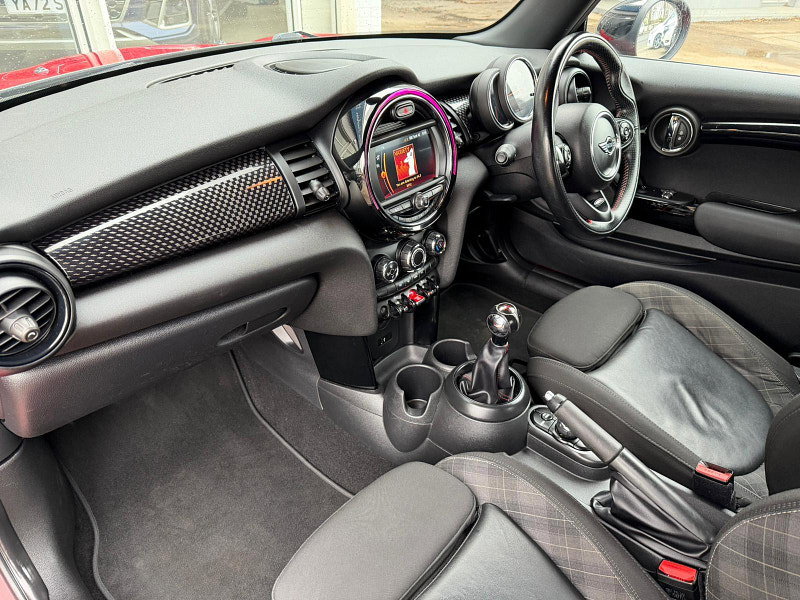 MINI Hatch 2.0 Cooper S Hatchback 3dr Petrol Manual Euro 6 (s/s) (192 ps) 3dr Manual 2026